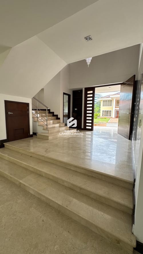 Casa de 4 alcobas en venta en Terrazas De Menzuli, Piedecuesta, 384 m² · foto 15 de 22