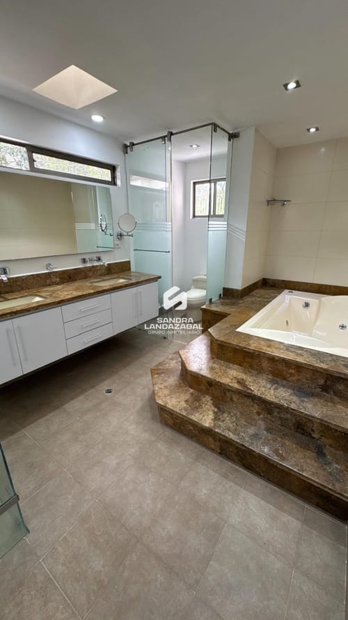 Casa de 4 alcobas en venta en Terrazas De Menzuli, Piedecuesta, 384 m² · foto 14 de 22