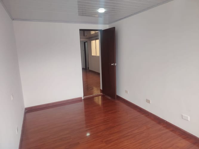 Apartamento de 4 alcobas en venta en Teusaquillo, Bogotá, 110 m² · foto 11 de 20