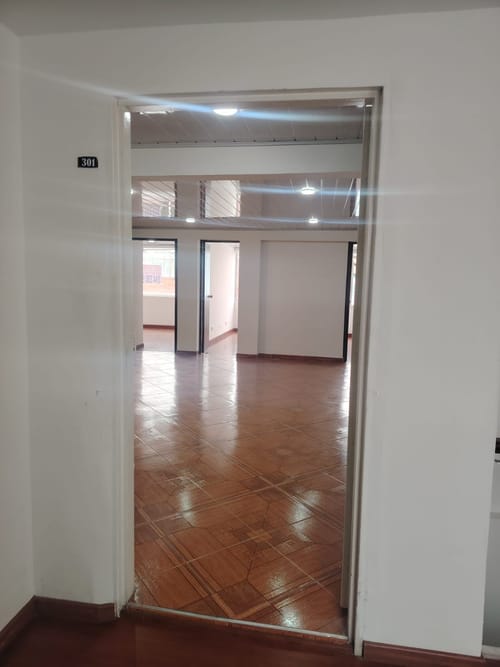 Apartamento de 4 alcobas en venta en Teusaquillo, Bogotá, 110 m² · foto 2 de 20