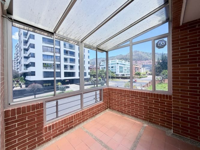 Apartamento de 3 alcobas en venta en Santa Barbara, Bogotá, 118 m² · foto 1 de 17