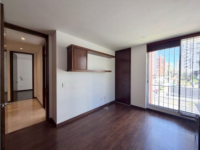 Apartamento de 3 alcobas en venta en Santa Barbara, Bogotá, 118 m² · foto 14 de 17