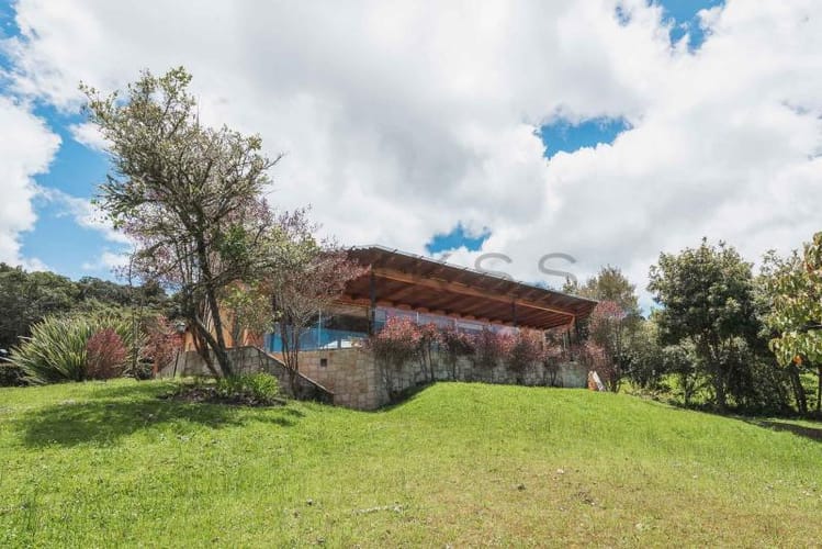 Casa de 4 alcobas en venta en Centro, Sopó, 275 m² · foto 3 de 24