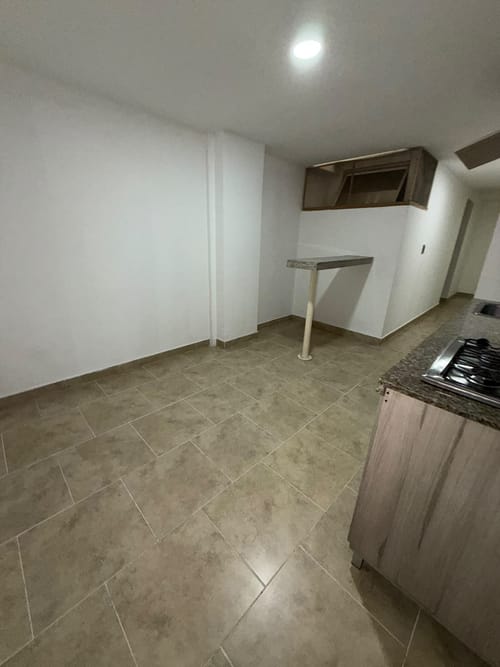 Apartaestudio en arriendo en Santa Anita, Cali, 45 m² · foto 3 de 7