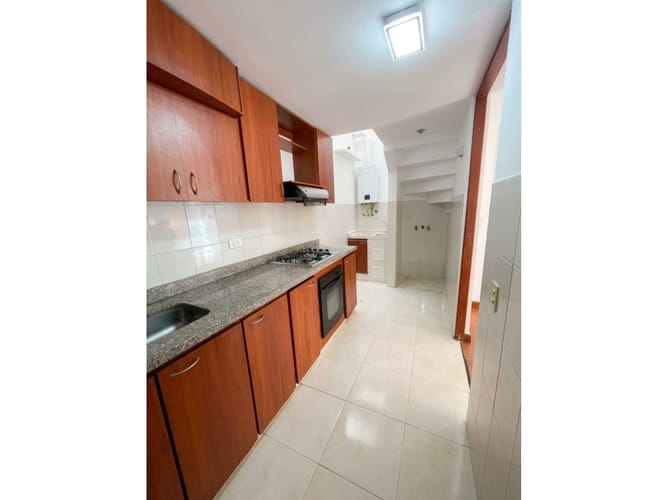 Casa de 3 alcobas en venta en Hipotecho, Bogotá, 81 m² · foto 3 de 15
