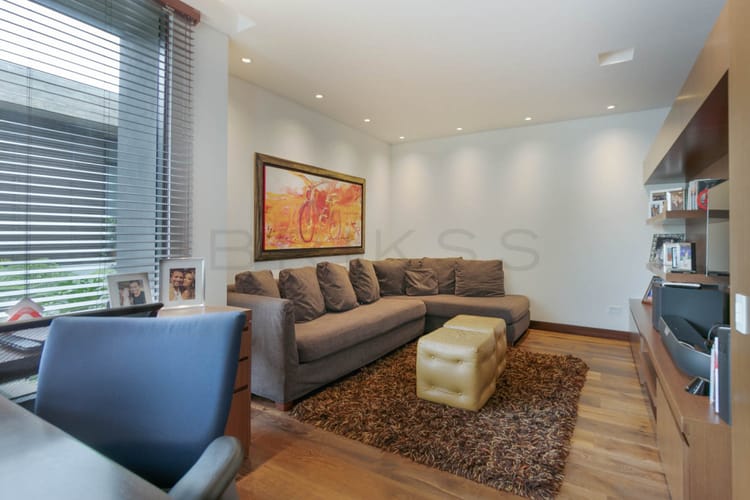 Casa de 5 alcobas en venta en Santa Ana, Bogotá, 1000 m² · foto 16 de 24