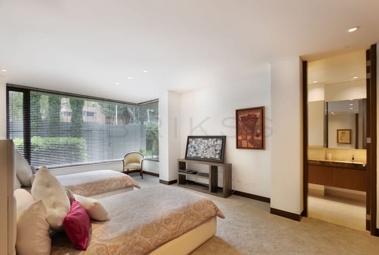Casa de 5 alcobas en venta en Santa Ana, Bogotá, 1000 m² · foto 18 de 24