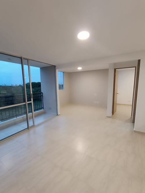 Apartamento de 2 alcobas en venta en Bochalema, Cali, 65 m² · foto 5 de 8