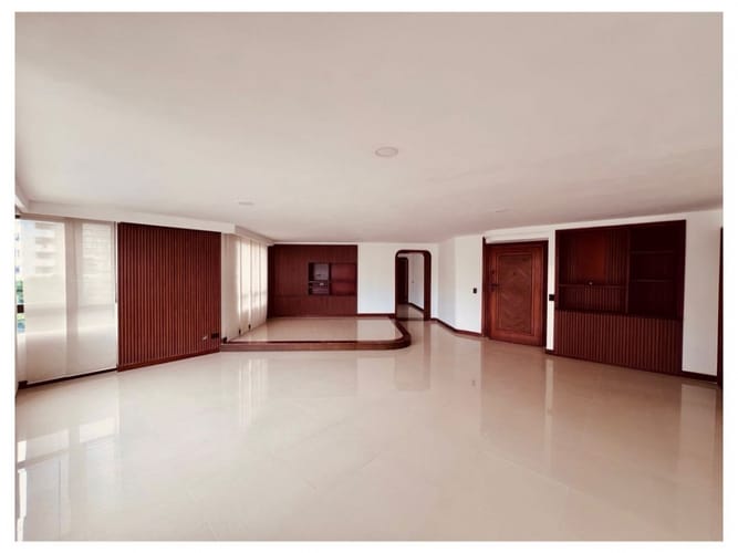 Apartamento de 3 alcobas en venta en Pinares, Pereira, 280 m² · foto 4 de 20