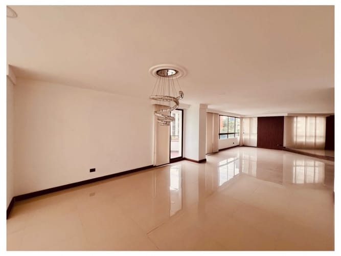 Apartamento de 3 alcobas en venta en Pinares, Pereira, 280 m² · foto 5 de 20