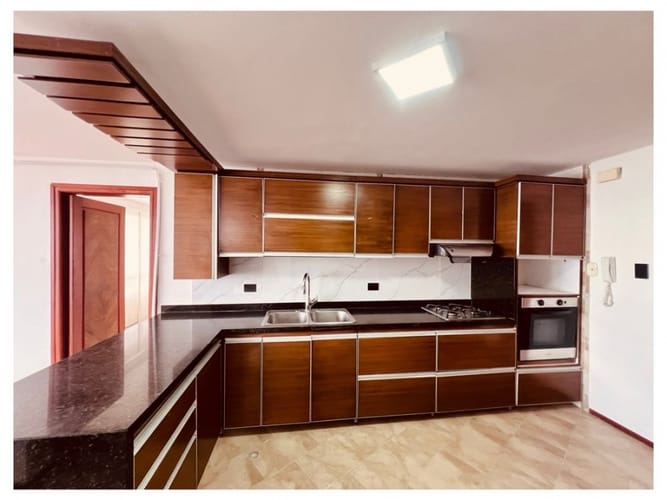 Apartamento de 3 alcobas en venta en Pinares, Pereira, 280 m² · foto 18 de 20