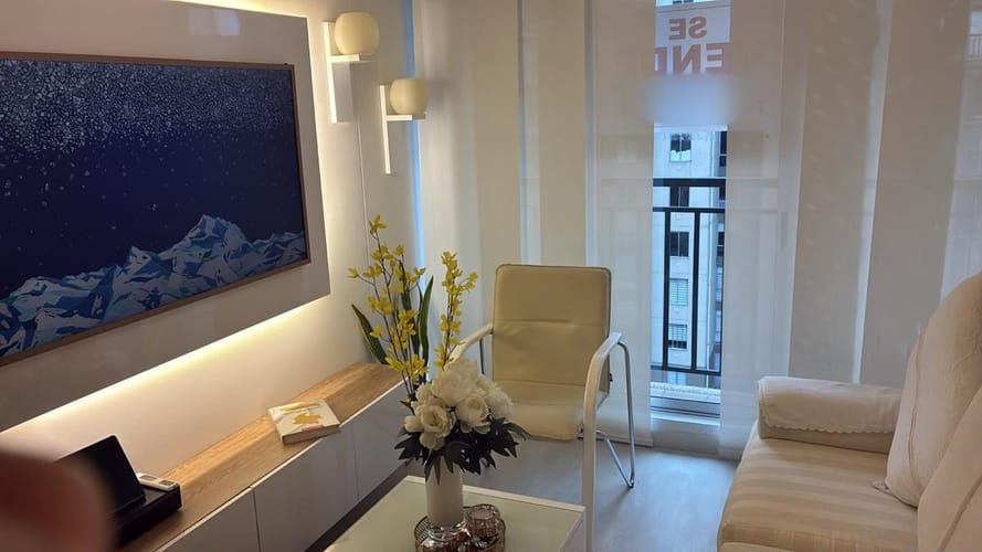 Apartamento de 3 alcobas en venta en Colina Campestre, Bogotá, 62 m² · foto 2 de 24