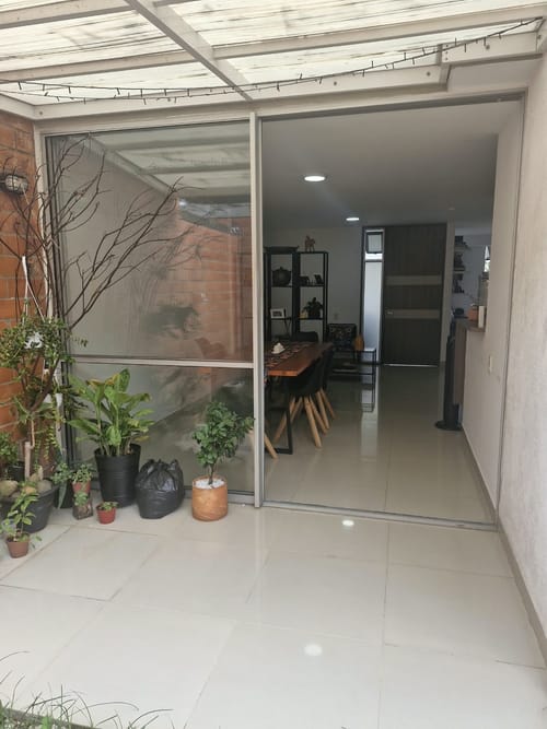 Casa de 3 alcobas en venta en Ciudad Country, Jamundí, 117 m² · foto 2 de 16