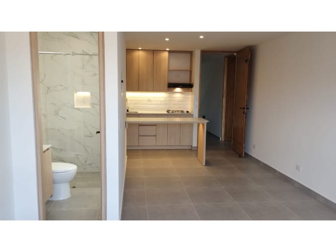 Apartaestudio en arriendo en Laureles, Medellín, 47 m² · foto 2 de 18