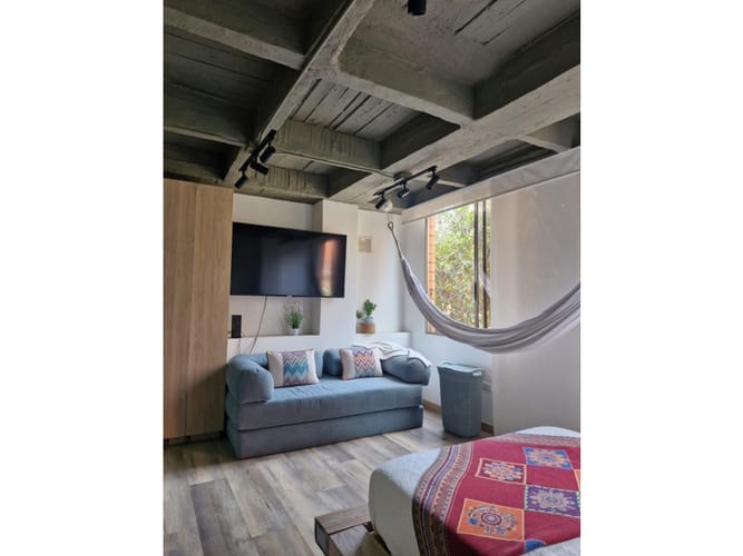 Apartaestudio en arriendo en Suramérica, Itagüí, 30 m² · foto 2 de 8