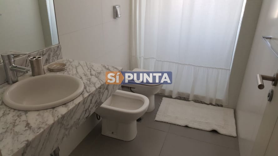 Apartamento en alquiler anual 2 dormitorios · Foto 8