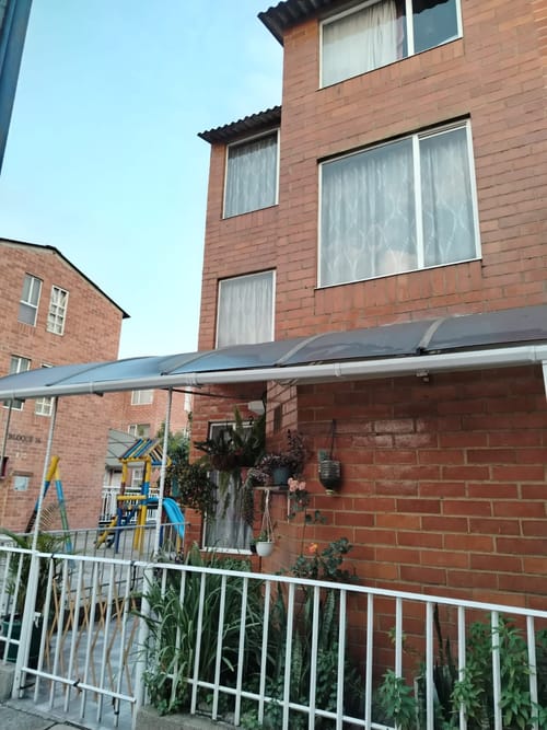 Casa de 3 alcobas en venta en San Mateo, Soacha, 61 m² · foto 2 de 10