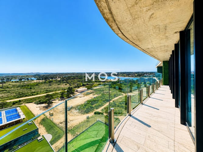 Espectacular Apartamento de 2 Dormitorios y Medio, piso alto, Torre Surfside, Punta del Este · Foto 6