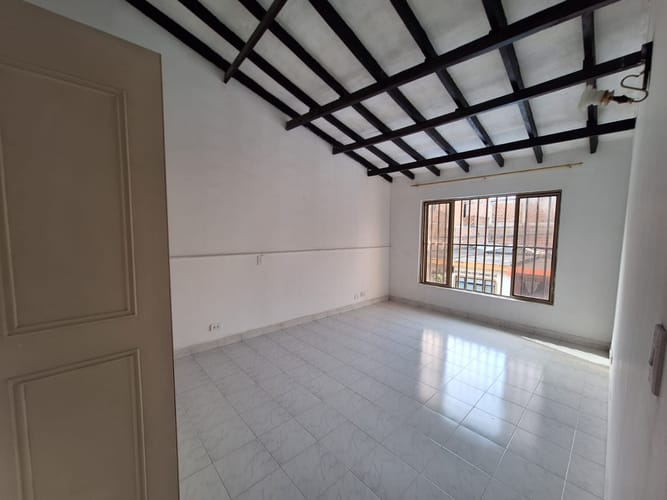 Apartamento de 2 alcobas en venta en Alfonso Lopez Iii Etapa, Cali, 80 m² · foto 2 de 15