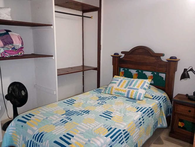 Casa de 6 alcobas en venta en Suramericana, Medellín, 210 m² · foto 20 de 24