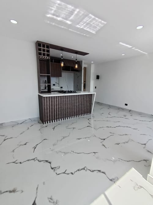 Apartamento en venta en Suramérica, Itagüí, 70 m² · foto 3 de 18