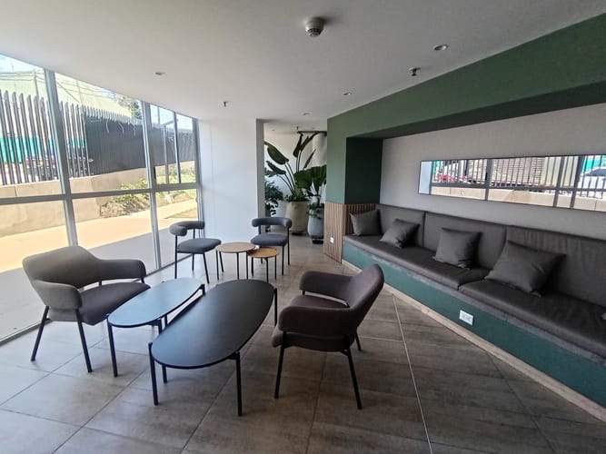Apartamento en venta en Suramérica, Itagüí, 70 m² · foto 17 de 18