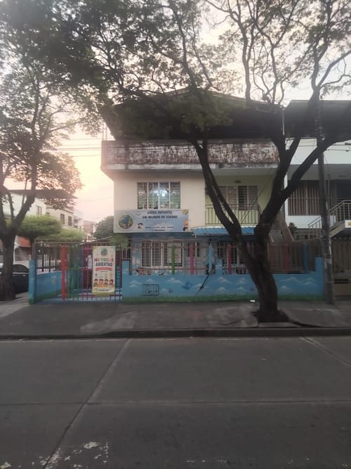 Casa de 8 alcobas en venta en Las Granjas, Cali, 144 m² · foto 4 de 24