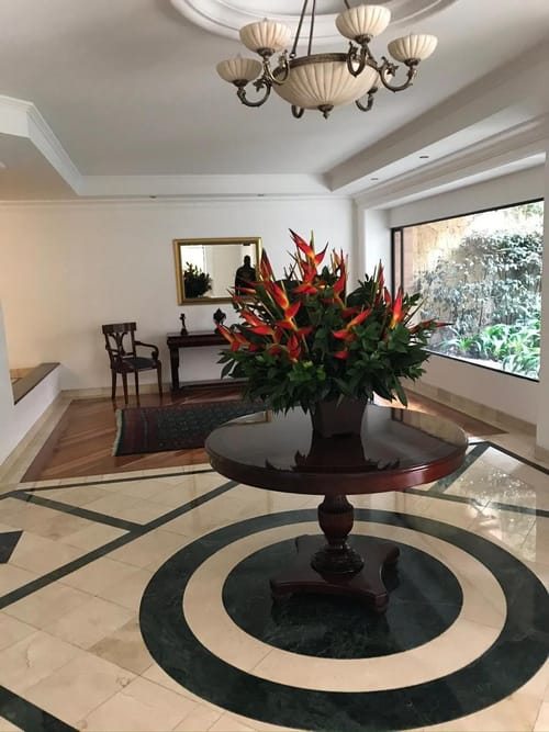 Apartamento de 2 alcobas en arriendo en Los Rosales, Bogotá, 100 m² · foto 3 de 12