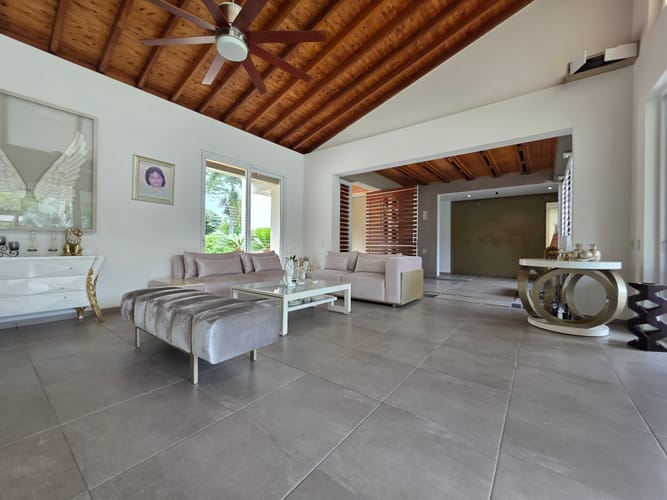 Casa de 5 alcobas en venta en Santa Monica, Cali · foto 17 de 20