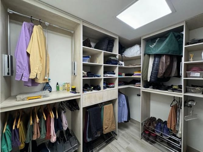 Apartamento de 5 alcobas en venta en Santa Maria De Los Angeles, Medellín, 207 m² · foto 6 de 21