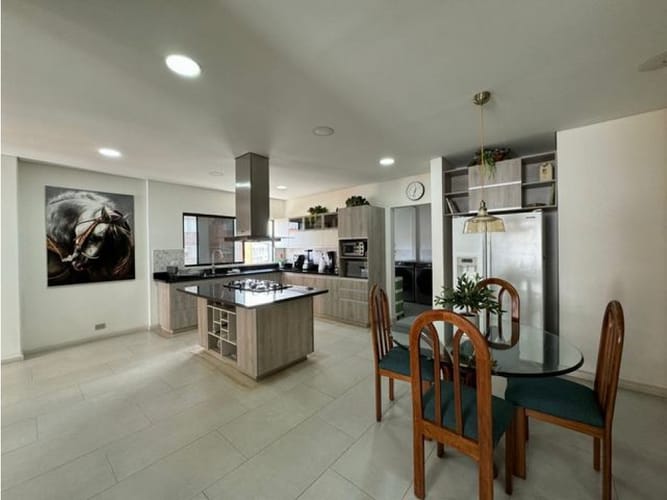 Apartamento de 5 alcobas en venta en Santa Maria De Los Angeles, Medellín, 207 m² · foto 20 de 21