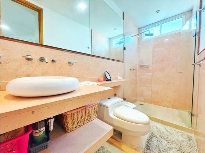 Apartamento de 3 alcobas en venta en Castillogrande, Cartagena, 233 m² · foto 17 de 20