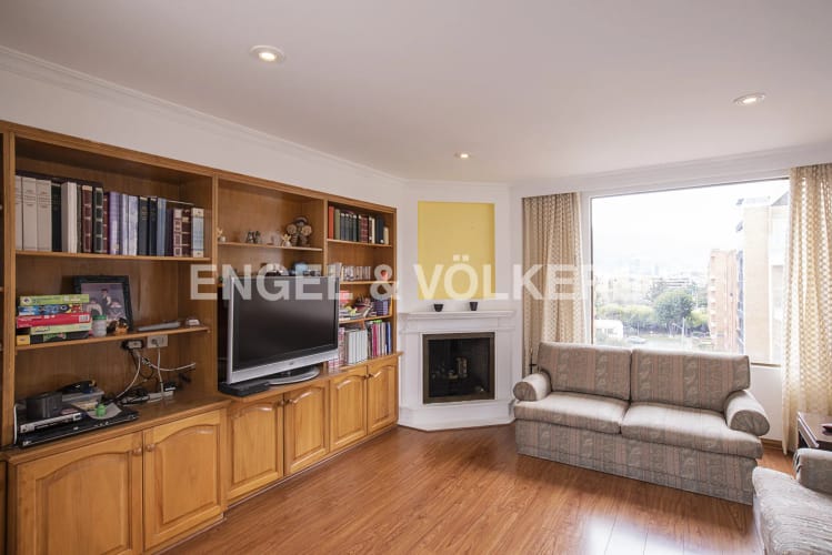 Apartamento de 4 alcobas en venta en La Carolina, Bogotá, 349 m² · foto 9 de 20