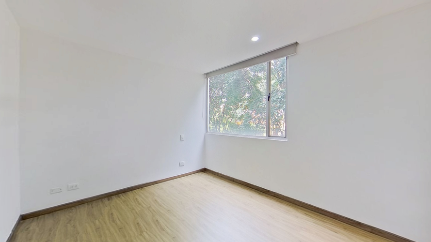 Apartamento de 2 alcobas en venta en Santa Barbara, Bogotá, 63 m² · foto 2 de 17