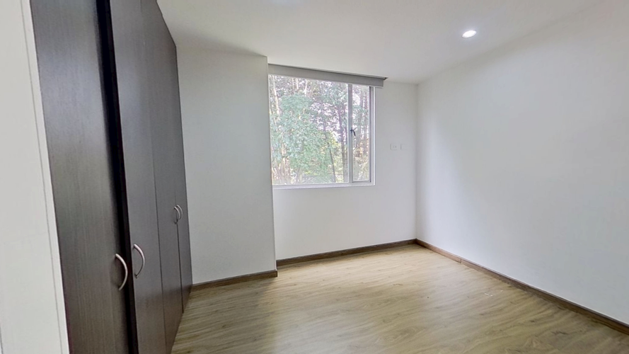 Apartamento de 2 alcobas en venta en Santa Barbara, Bogotá, 63 m² · foto 3 de 17