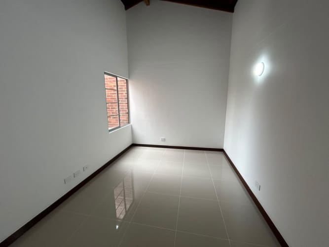 Casa de 3 alcobas en arriendo en Zuñiga, Envigado, 180 m² · foto 11 de 23