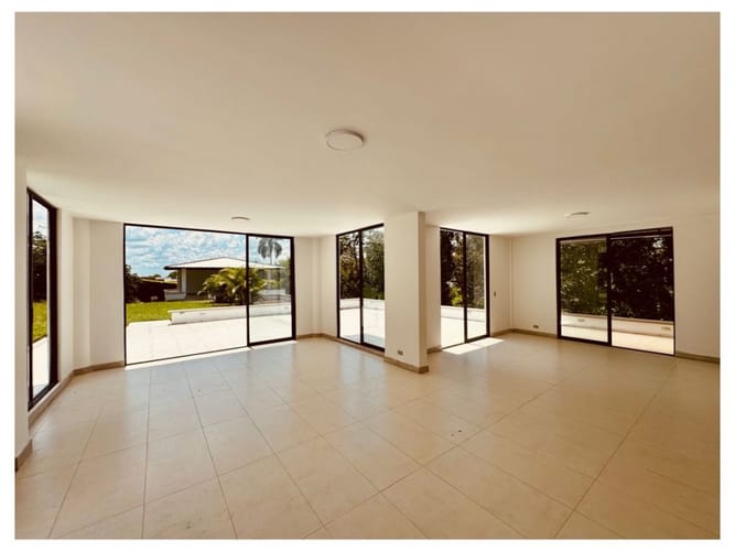 Casa de 6 alcobas en arriendo en Cerritos, Pereira, 534 m² · foto 8 de 20