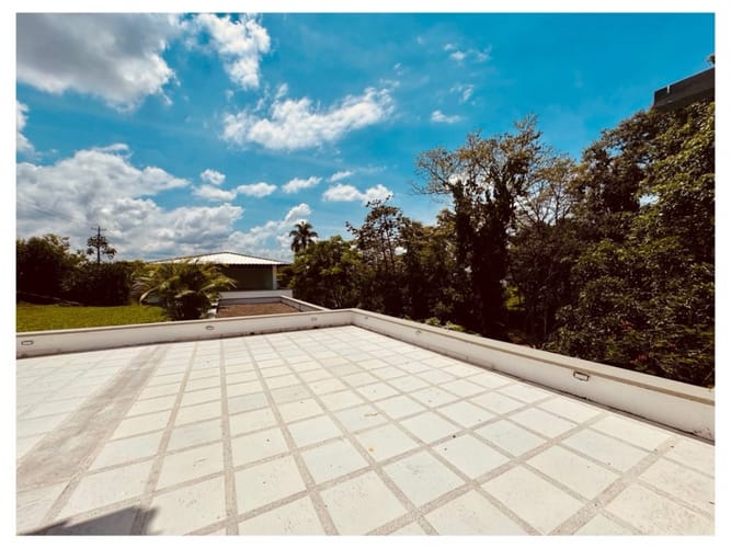 Casa de 6 alcobas en arriendo en Cerritos, Pereira, 534 m² · foto 20 de 20