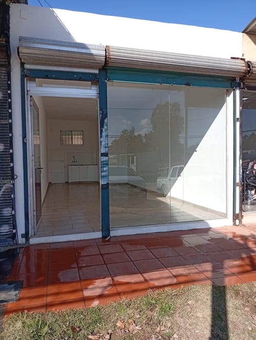 Local Comercial en alquiler ubicado en Solymar · Foto 2