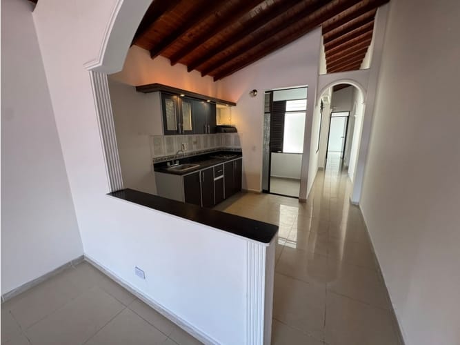 Apartamento de 3 alcobas en venta en Cabañitas, Bello, 83 m² · foto 1 de 16