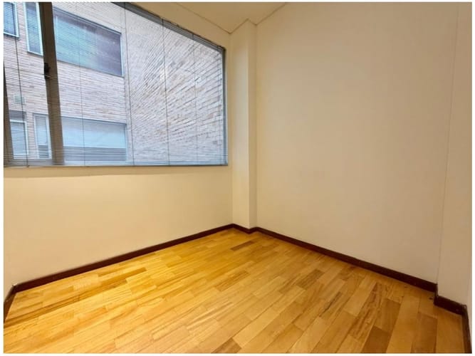 Apartamento de 1 alcoba en venta en Chicó Reservado, Bogotá, 70 m² · foto 5 de 7