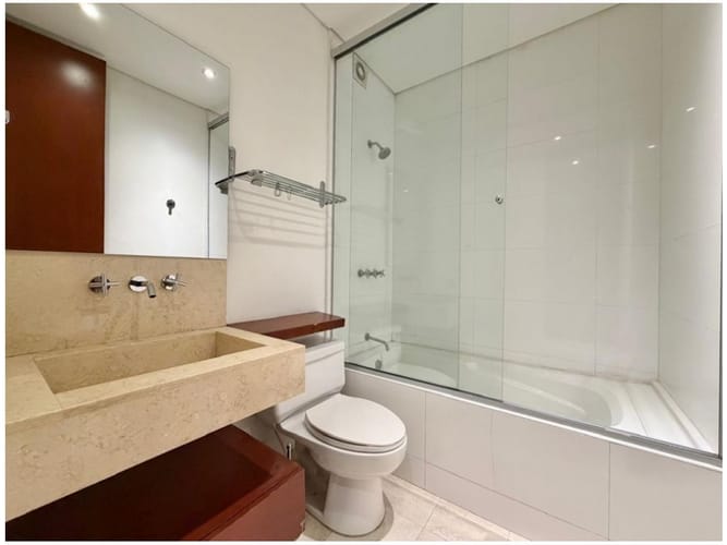 Apartamento de 1 alcoba en venta en Chicó Reservado, Bogotá, 70 m² · foto 6 de 7