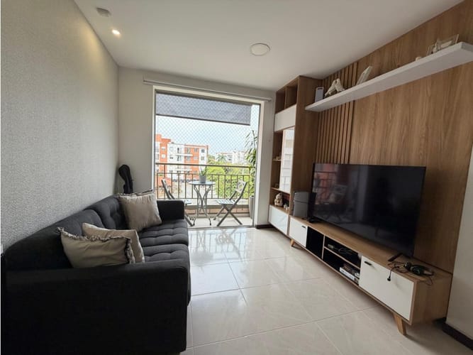 Apartamento de 3 alcobas en venta en La Hacienda, Cali, 70 m² · foto 2 de 17