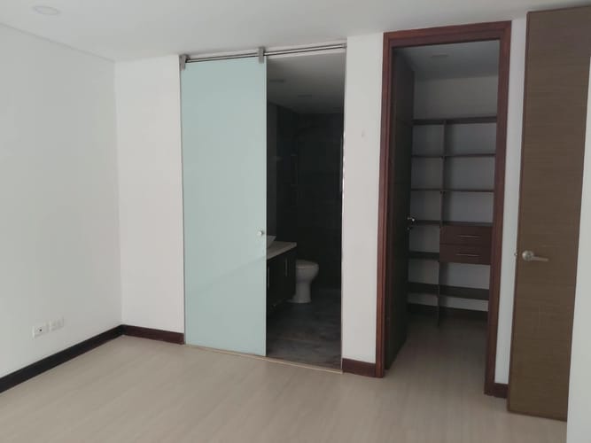 Apartamento de 4 alcobas en venta en Santa Maria De Los Angeles, Medellín, 127 m² · foto 16 de 24