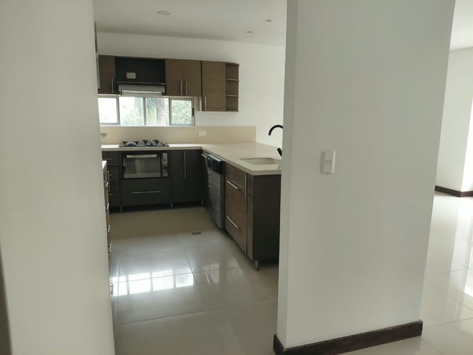 Apartamento de 4 alcobas en venta en Santa Maria De Los Angeles, Medellín, 127 m² · foto 6 de 24