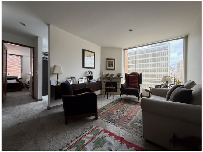 Apartaestudio en venta en Chico Norte, Bogotá, 61 m² · foto 5 de 19