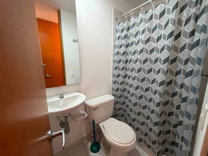 Casa de 5 alcobas en arriendo en Camino De Arrayanes, Bogotá, 170 m² · foto 10 de 24