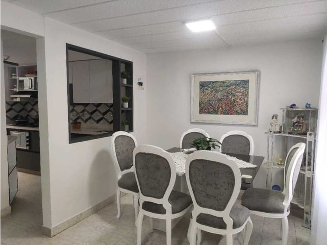 Casa de 4 alcobas en venta en Palenque, Medellín, 81 m² · foto 3 de 18