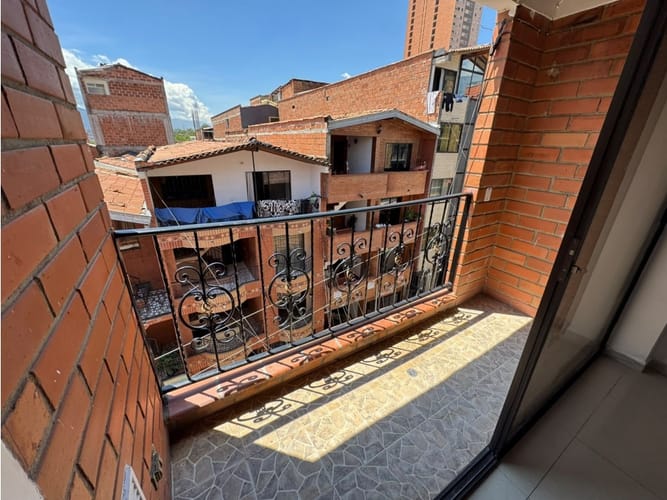 Apartamento de 3 alcobas en arriendo en Cabañitas, Bello, 83 m² · foto 5 de 16