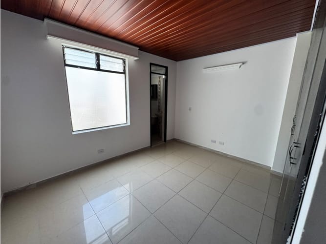 Apartamento de 3 alcobas en arriendo en Cabañitas, Bello, 83 m² · foto 8 de 16